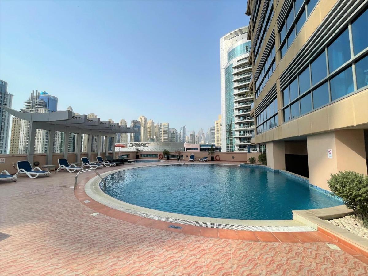 Cozy Studio, Close To The And Metro Station Apartment Dubai
