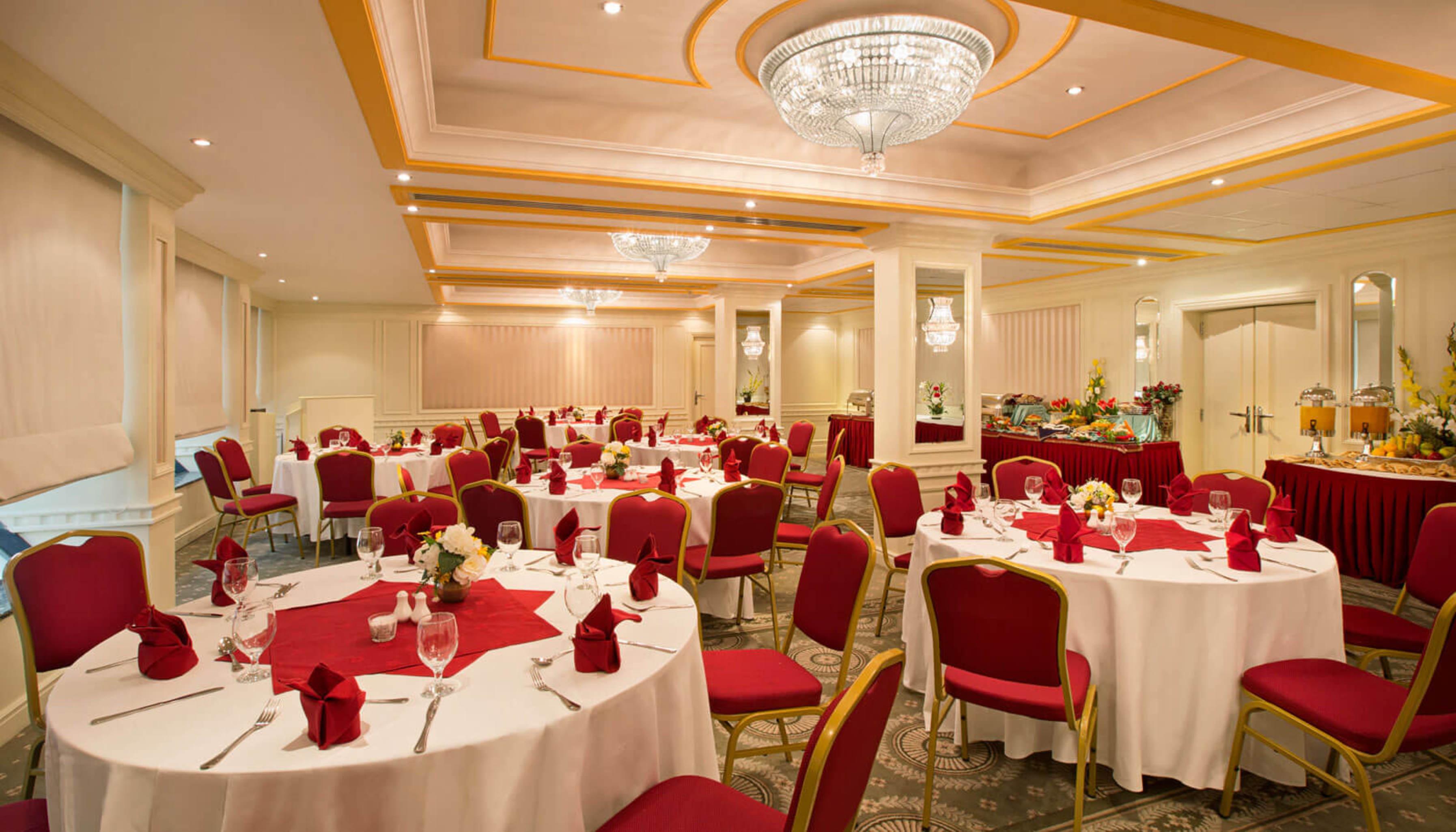Admiral Plaza 3* Dubái