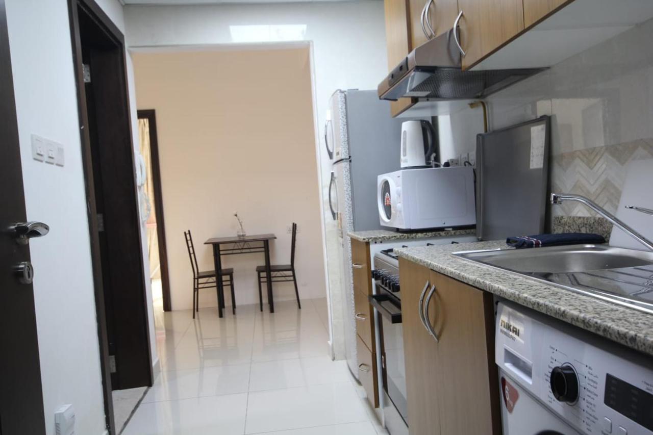 Appartamento Comfortable And For Rent In Dubai