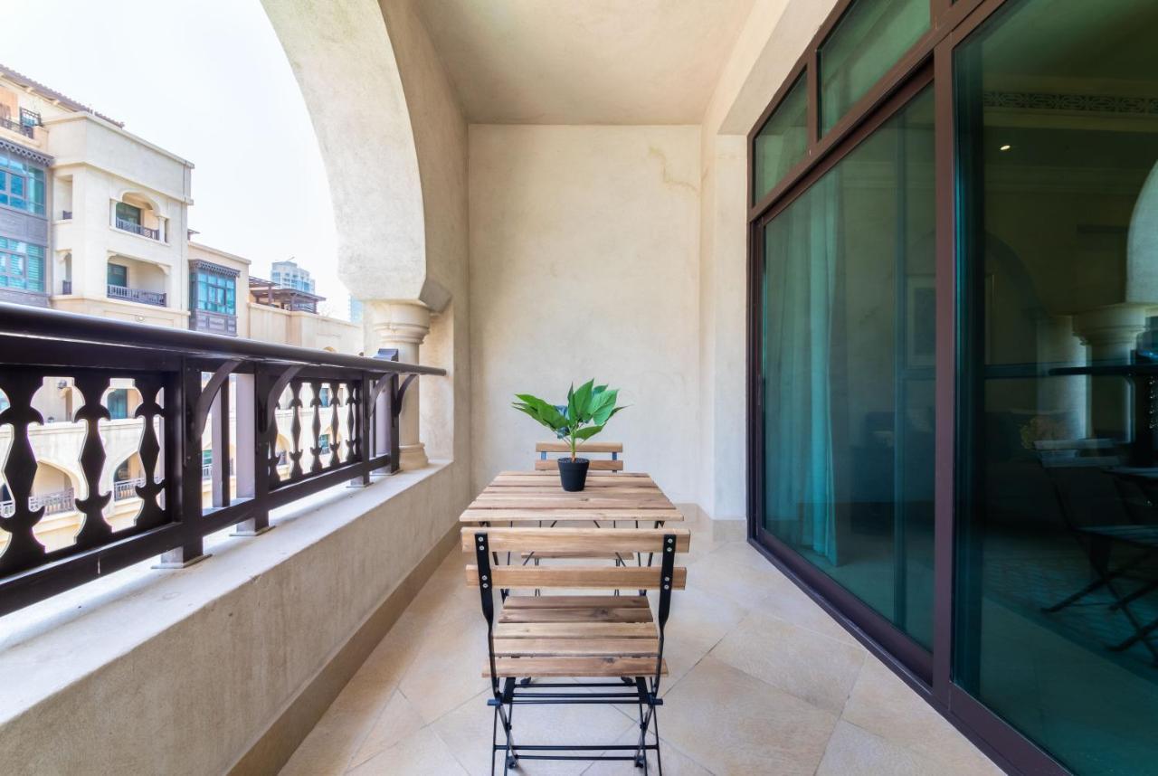 Maison Privee - Opulent Apt Beside Mall W Burj Khalifa Views * Dubái