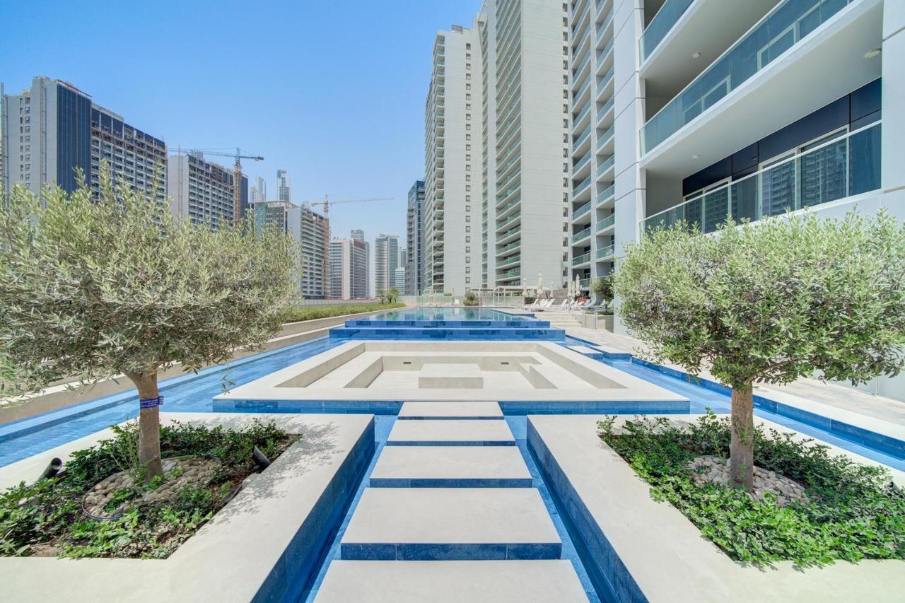 Premium 2br W Canal View Near Downtown * Dubái