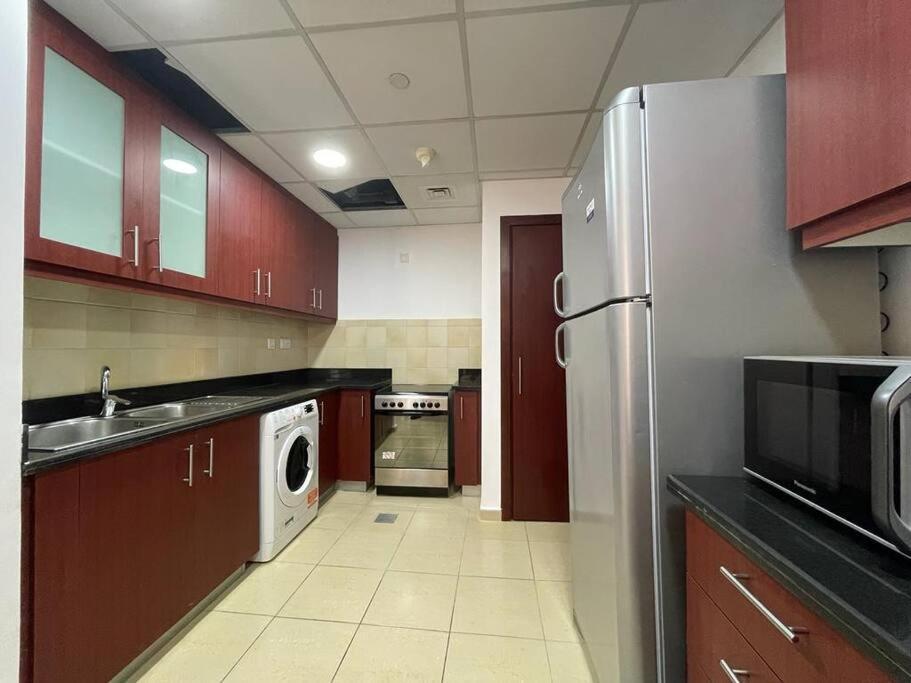 Amazing Marina View 2bhk - Rimal 1 Jbr Apartment *