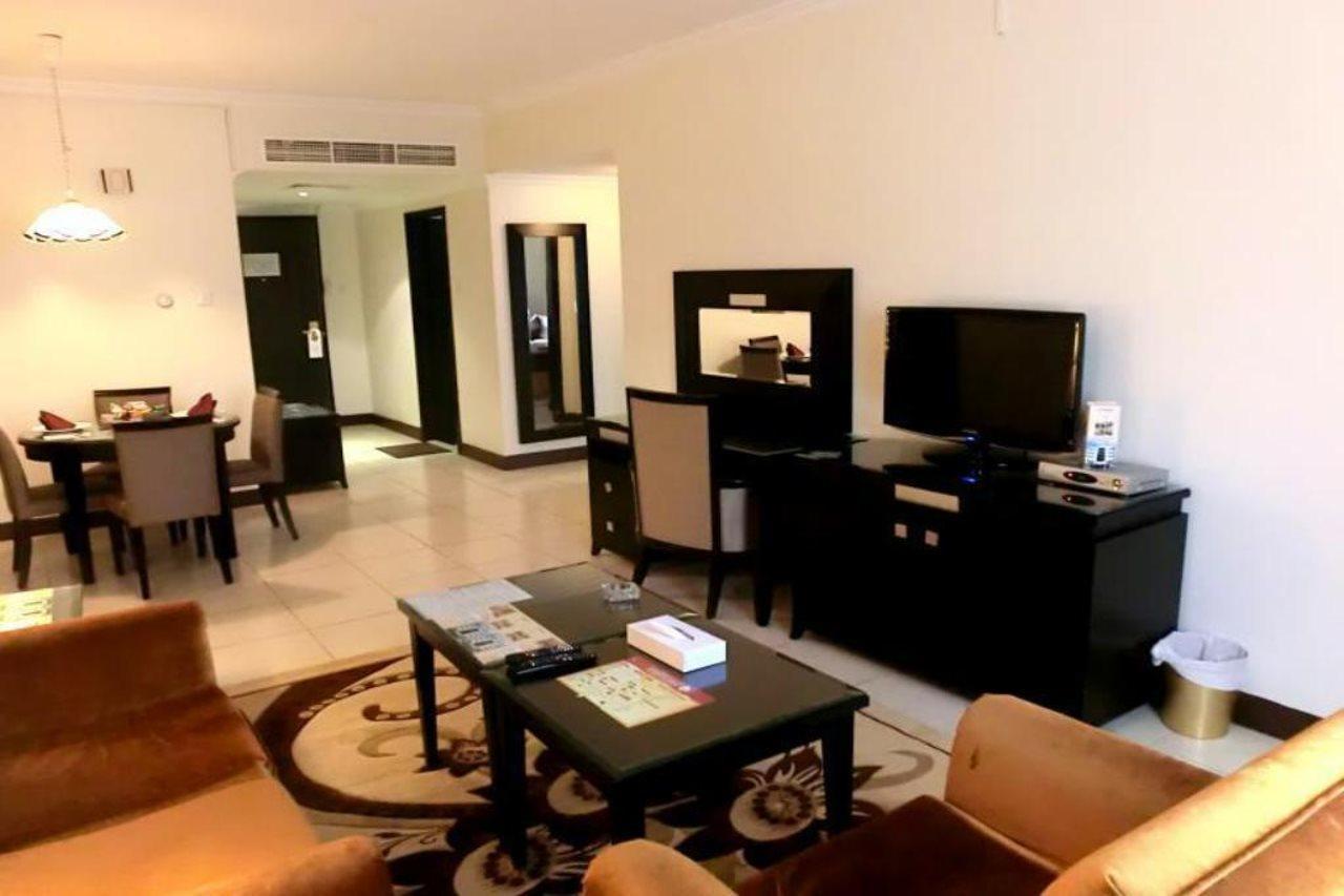 Deebaj Plaza Aparthotel 3*