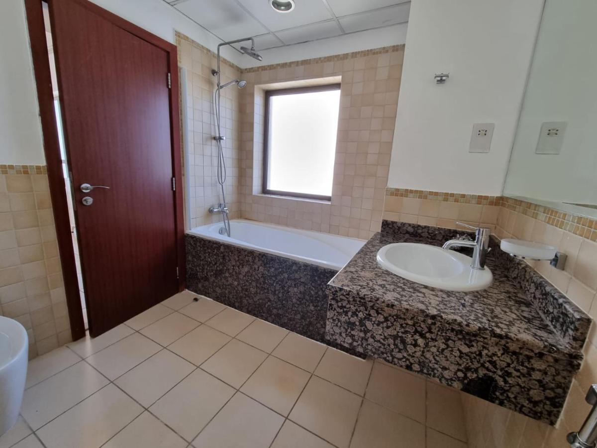 Jbr Full Sea View High Floor 3903, 2bhk Appartement *