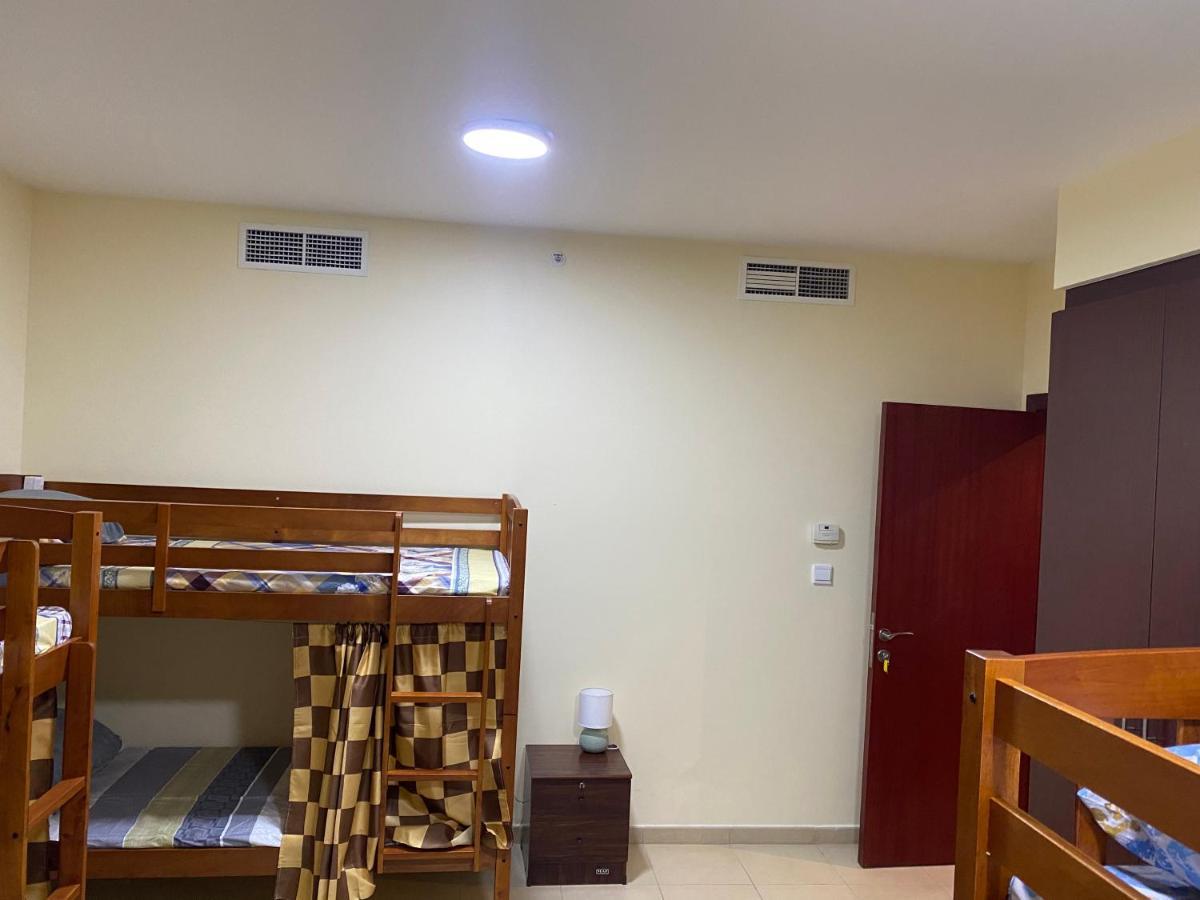 Hostal Delhi Backpackers *
