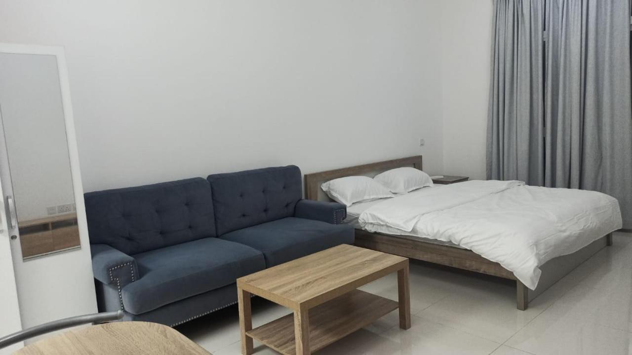 Appartamento Comfortable And For Rent In Dubai