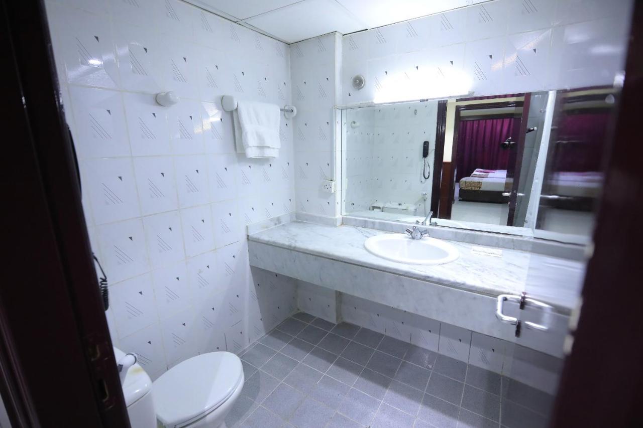 Hotell Oyo 912 Tanha