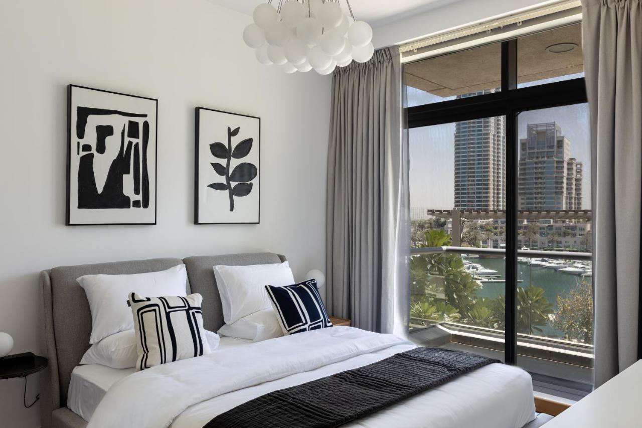 Marina, Two Bedrooms With Full Marina View *