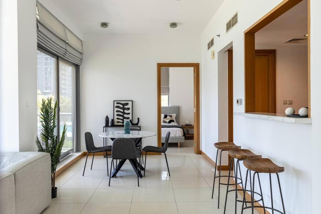Marina, Two Bedrooms With Full Marina View