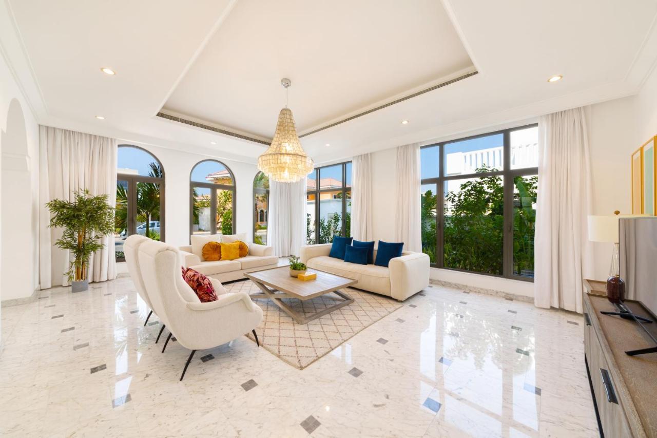 Maison Privee - Luxury With Dramatic View Private & Pool * Dubai