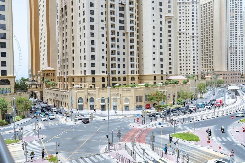 Cozy Studio In Sparkle Tower Jbr By Suiteable Apartamento Dubai