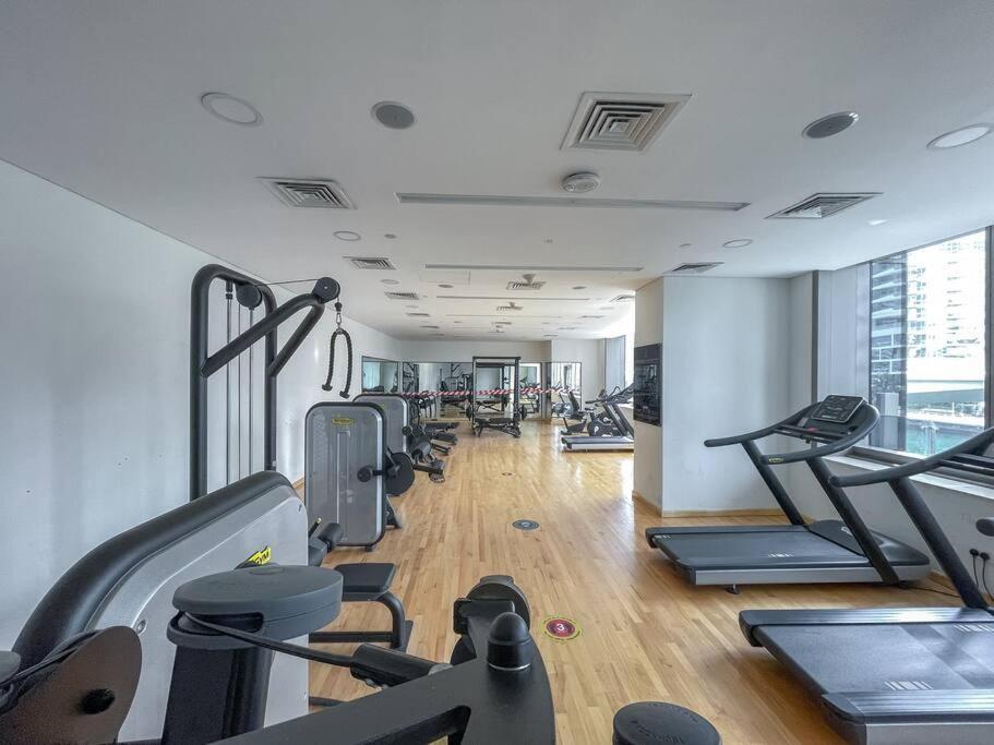 Cozy Studio In Sparkle Tower Jbr By Suiteable Apartamento