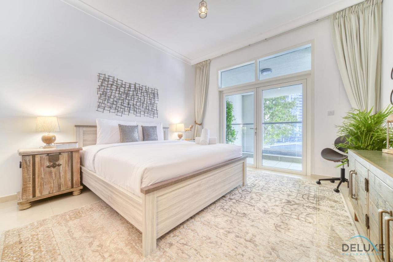 Distinguished 4br With 2 Assistant's At Marinascape Marina By Deluxe Villa Dubái