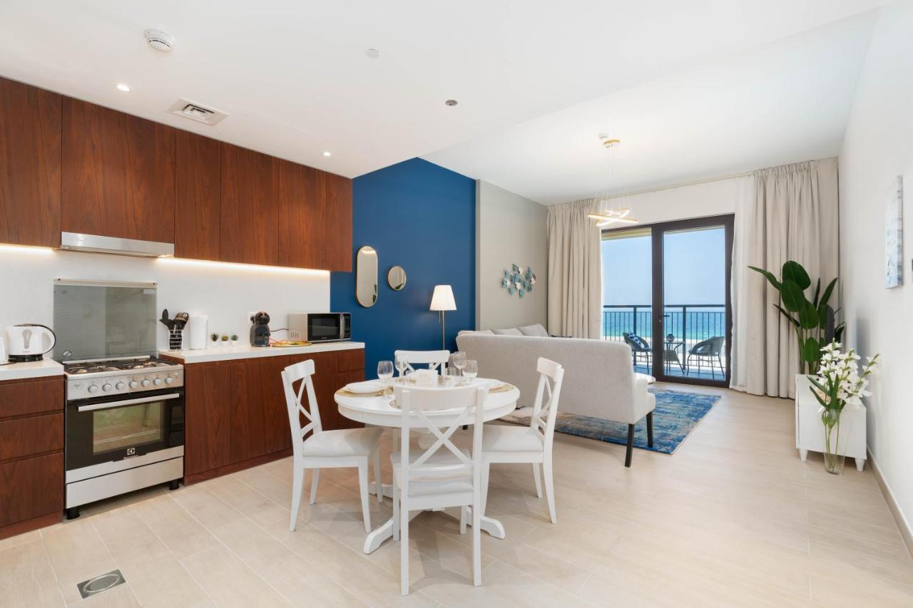 Ultimate For 4 With Sunset Balcony At La Appartement
