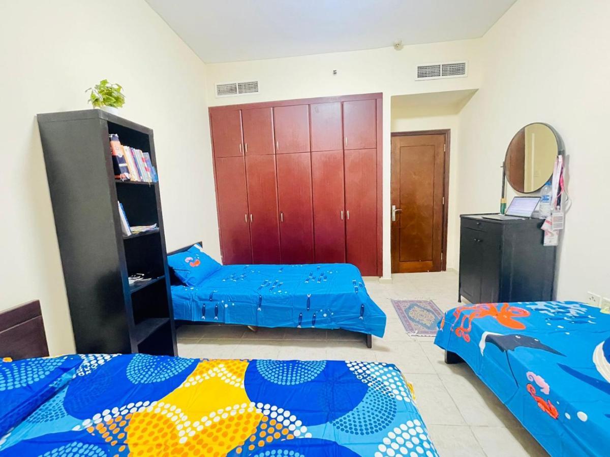 Hostal Dubai Hostel