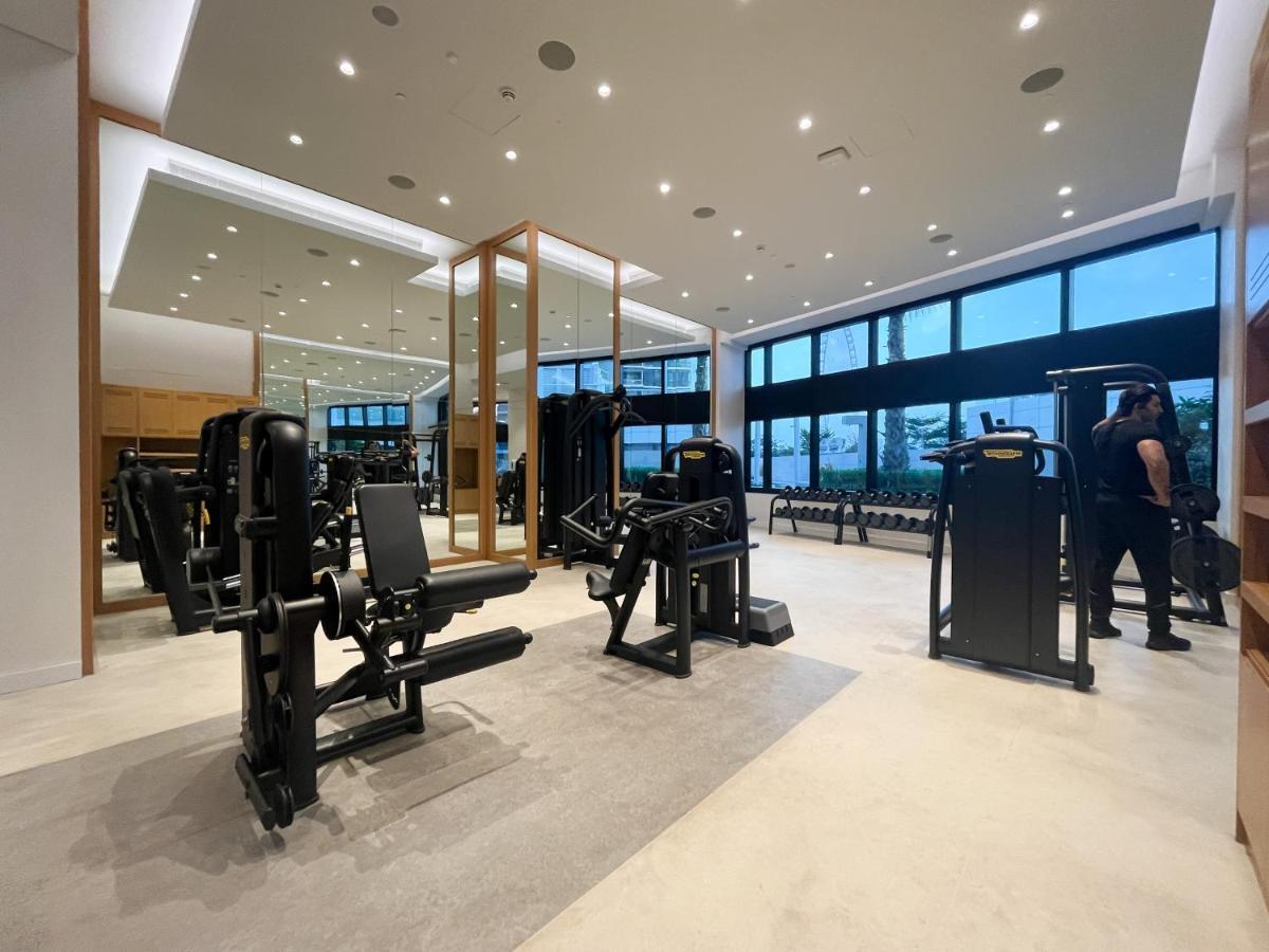Trophy - Jbr Address Beachfront