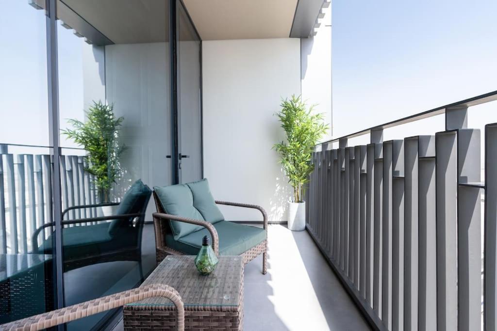 On Off Hh- Creek Harbour-lavish Parisian 2 Br Apartment