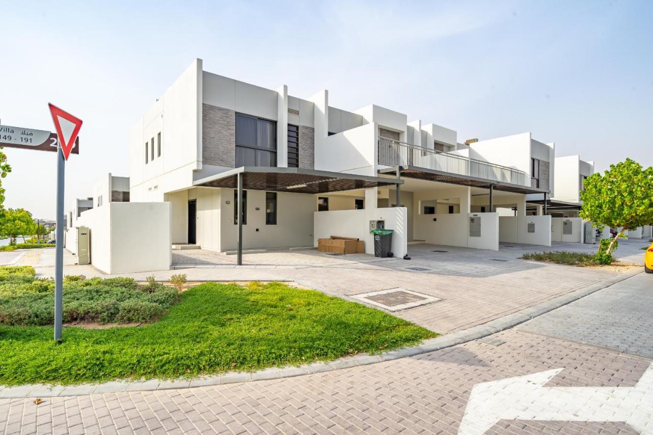 Pousada Primestay - Damac Hills 2 Aster *