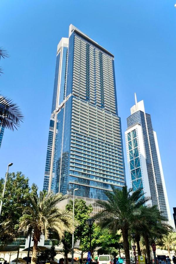 Infinity Pool & Burj Khalifa View L Luxe Paramount Apartment