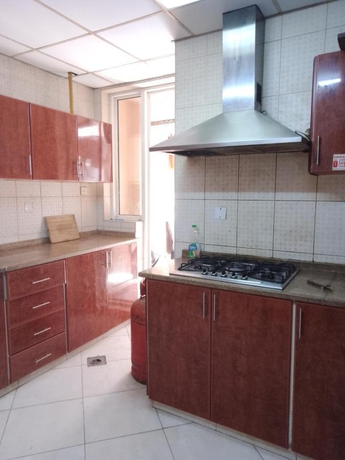 Abree Building New Hostal Dubái