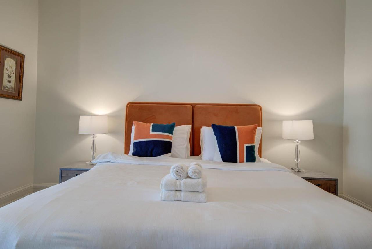 Stunning 2br L Marina View Apartament *