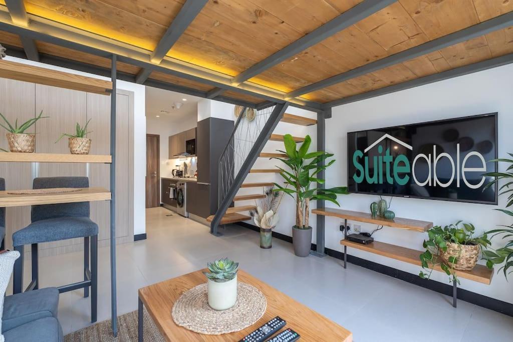 Tropical Loft With Working Station In Jvc Appartement Dubaï
