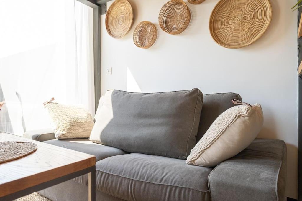 Appartement Tropical Loft With Working Station In Jvc