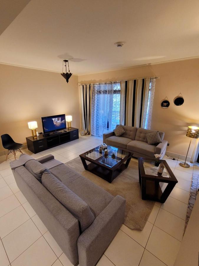 Burj Area - 5min Walk - Luxury 2 Bedroom * Dubái