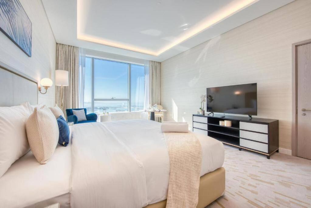 Coastal Paradise, In Palm Tower With Unparalleled Sea, Palm Views Dubai