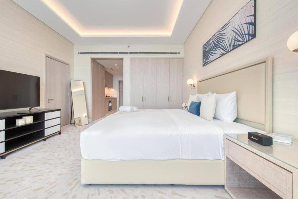 Coastal Paradise, In Palm Tower With Unparalleled Sea, Palm Views Dubai
