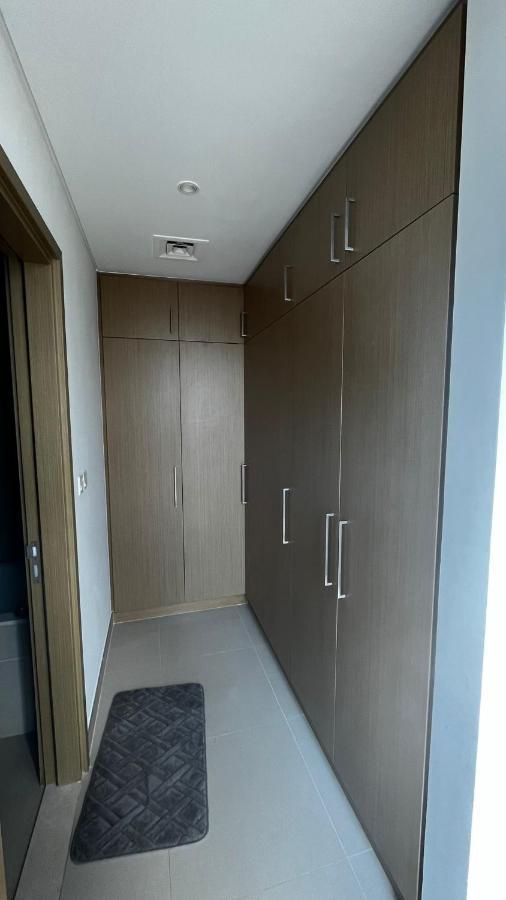 Apartment 52-42 Marina