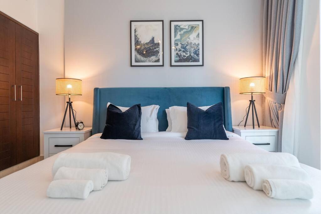 Apartamento Vogue Downtown - Boulevard Tower - Burj Khalifa View Dubái