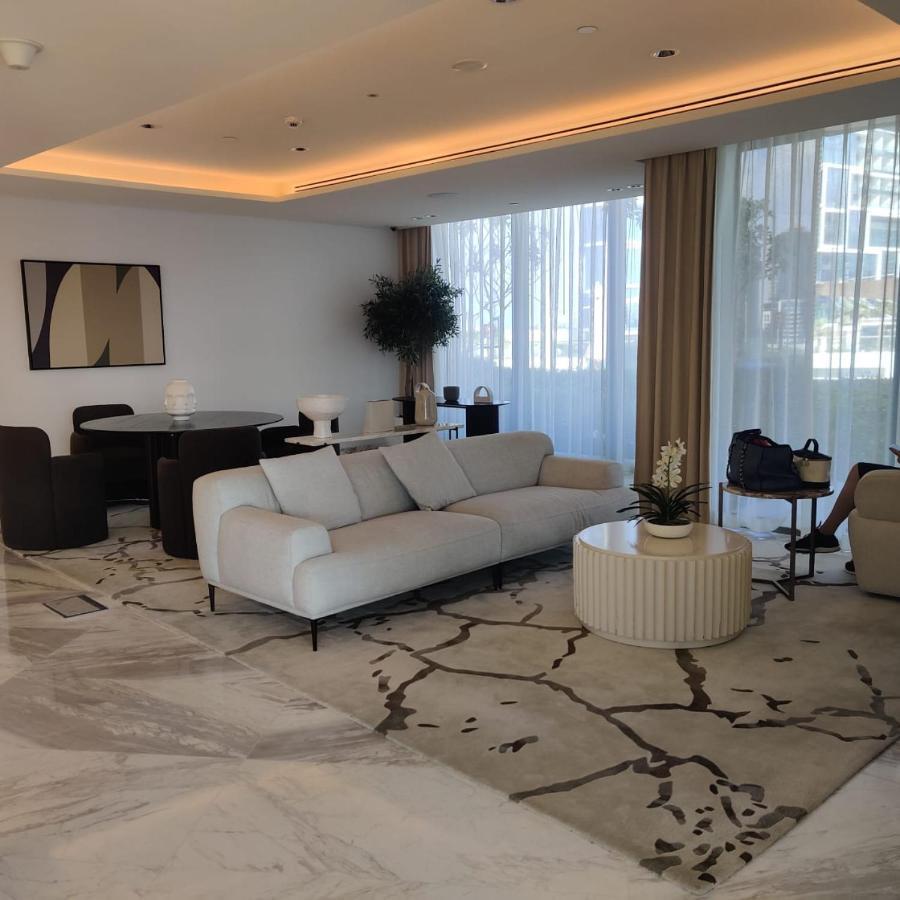 52-42 Marina Apartment Dubai
