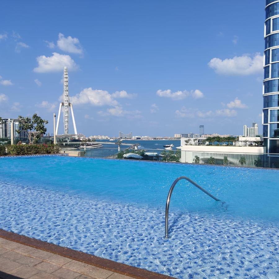 Apartment 52-42 Marina