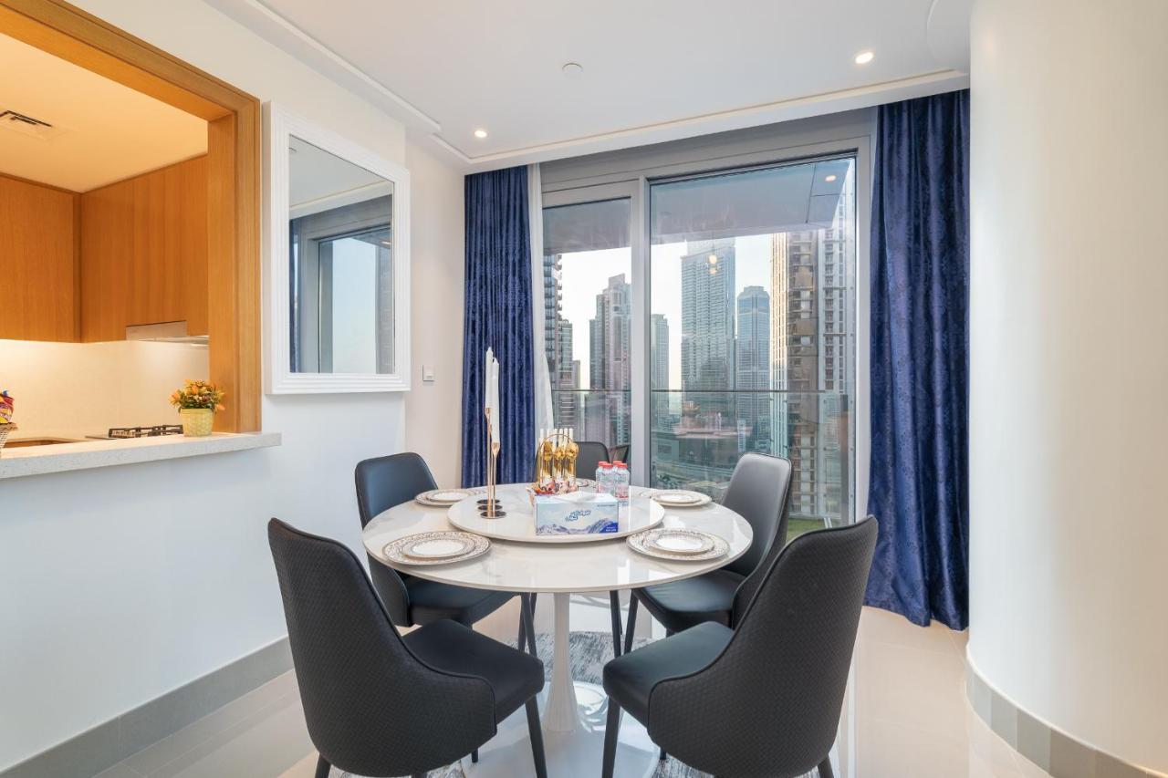 Apartamento Trinity Homes - Opera Grand Downtown *