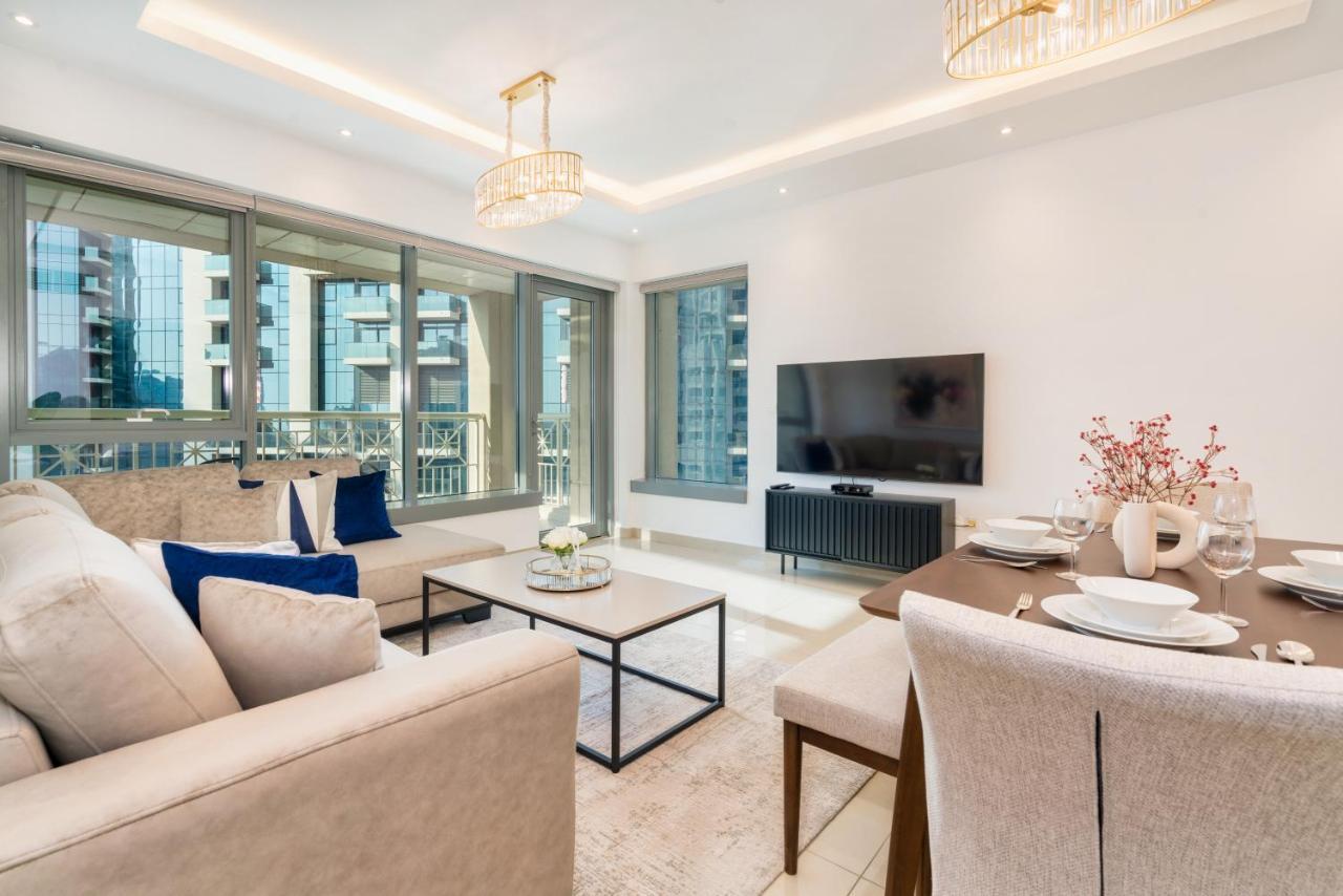 Luxury Burj Khalifa & Fountain View Apt Downtown Apartemen