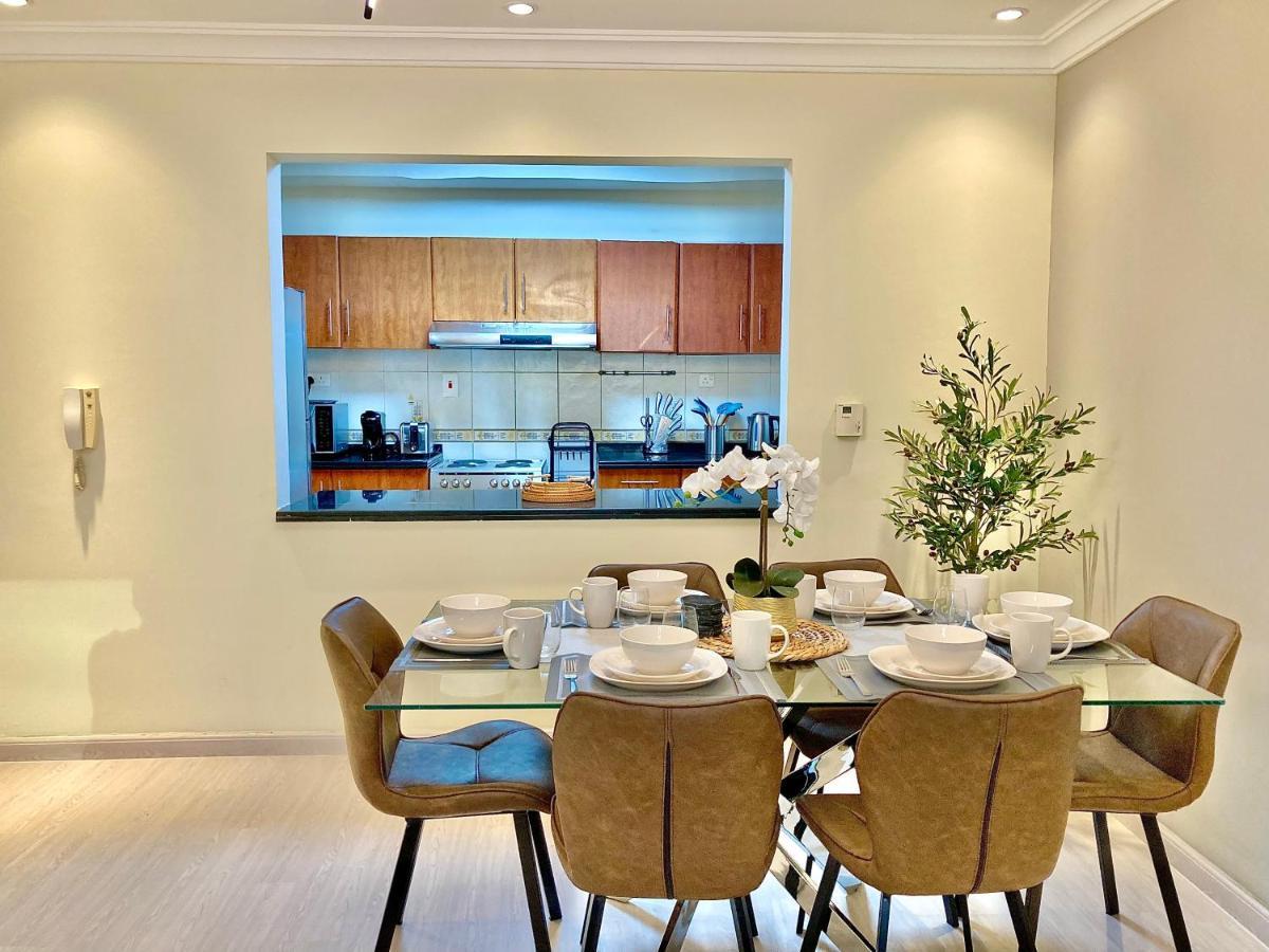White Sage - Lakefront Amidst Parks With Access Appartement