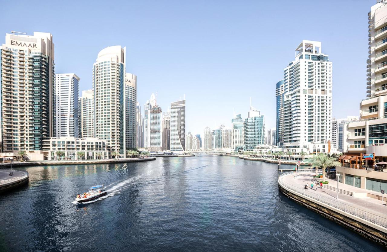 Canal View In Marina Apartamento