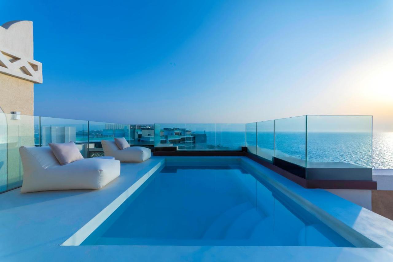 Maison Privee - Luxury Palm Penthouse With Beach & Sea View *