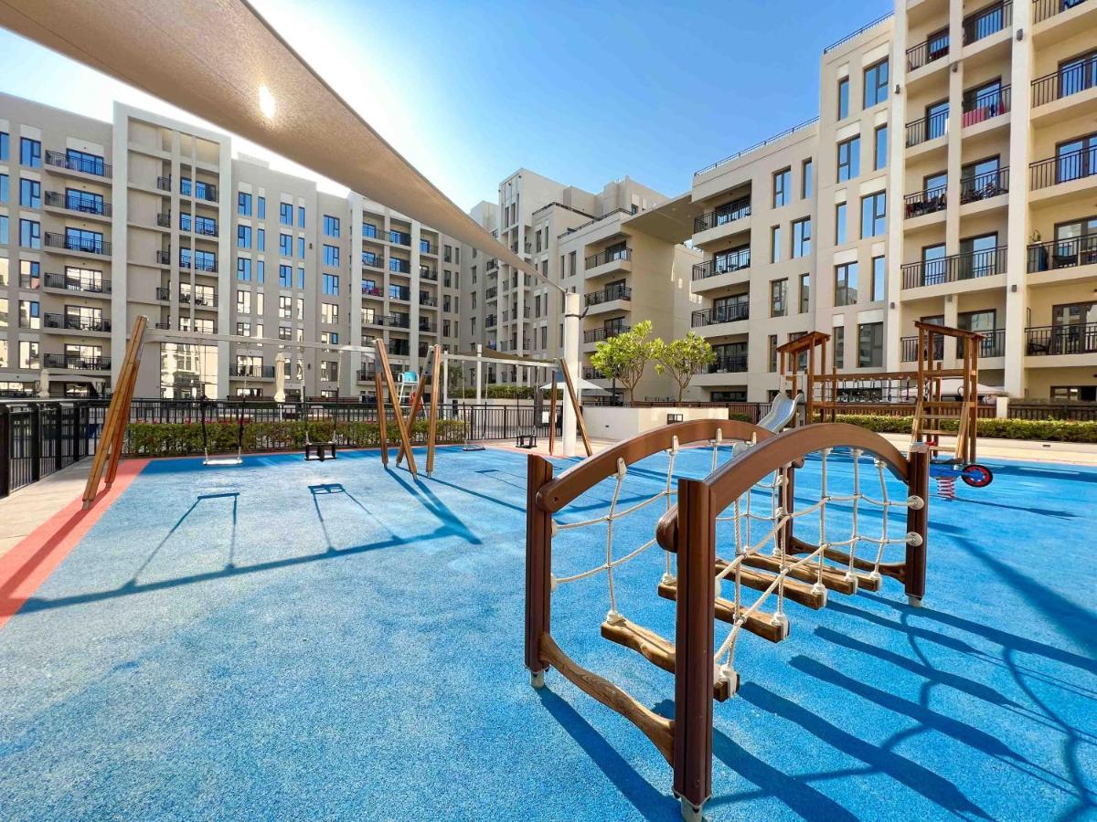Bright And Spacious 2 Bedroom With Private Balcony Apartamento