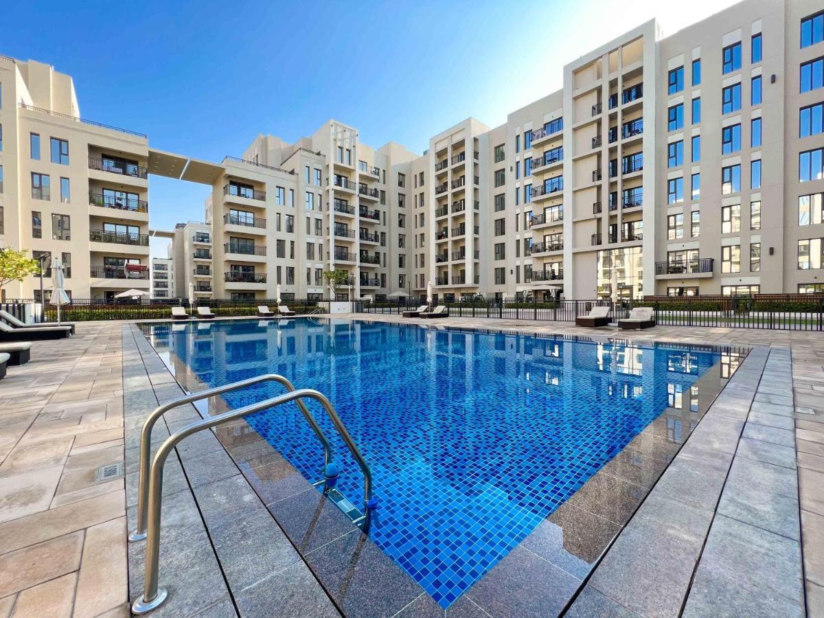 Bright And Spacious 2 Bedroom With Private Balcony * Dubái