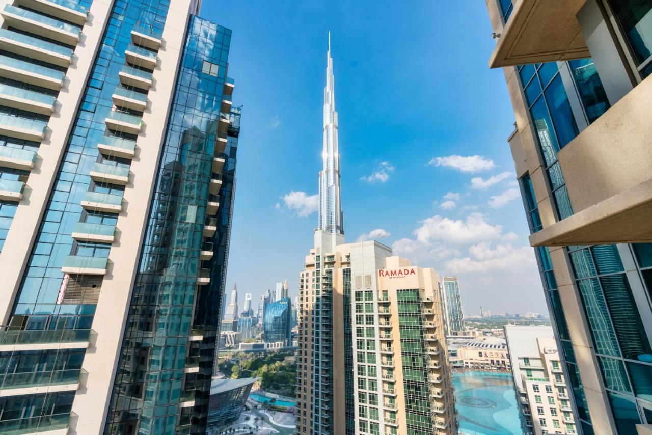 Luxury Burj Khalifa & Fountain View Apt Downtown *
