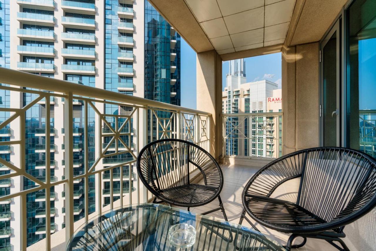 Luxury Burj Khalifa & Fountain View Apt Downtown Apartemen