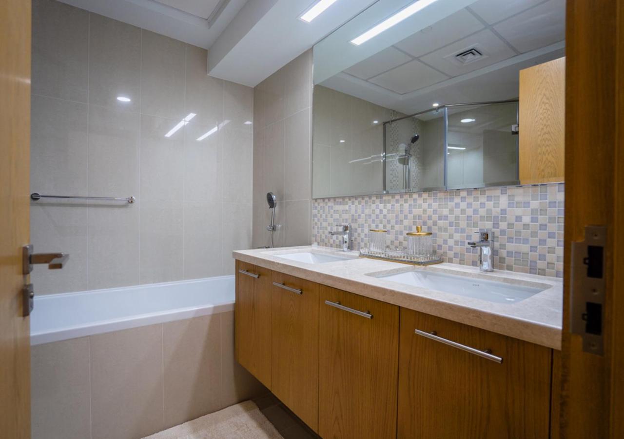 Nasma Luxury - Bellevue Tower 1 Apartemen *