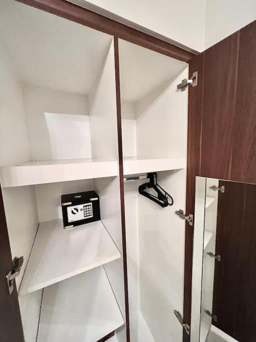 Onyx - Full Burj Khalifa View 2 Bedroom - Downtown Dubái