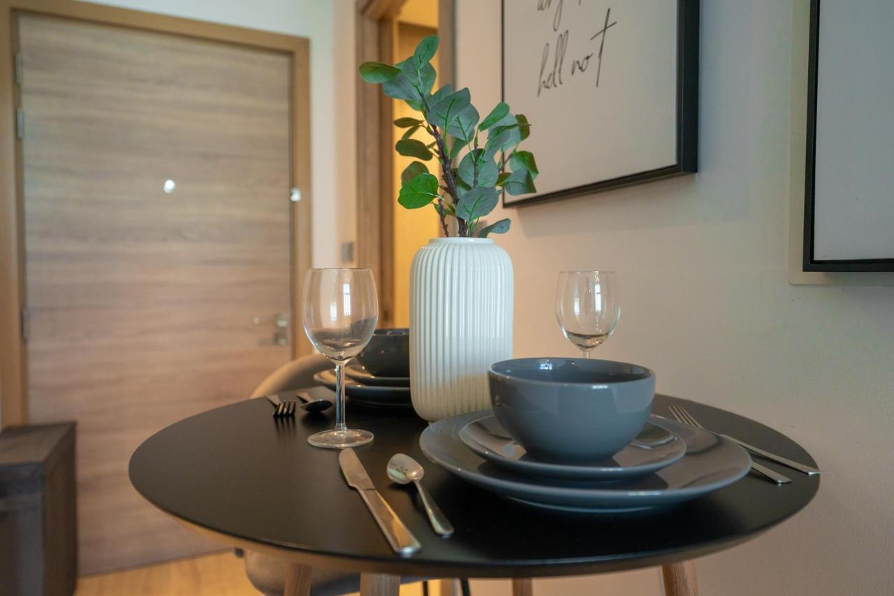 Fam Living - Marina Marvel - With Breathtaking Views In One Tower Apartment