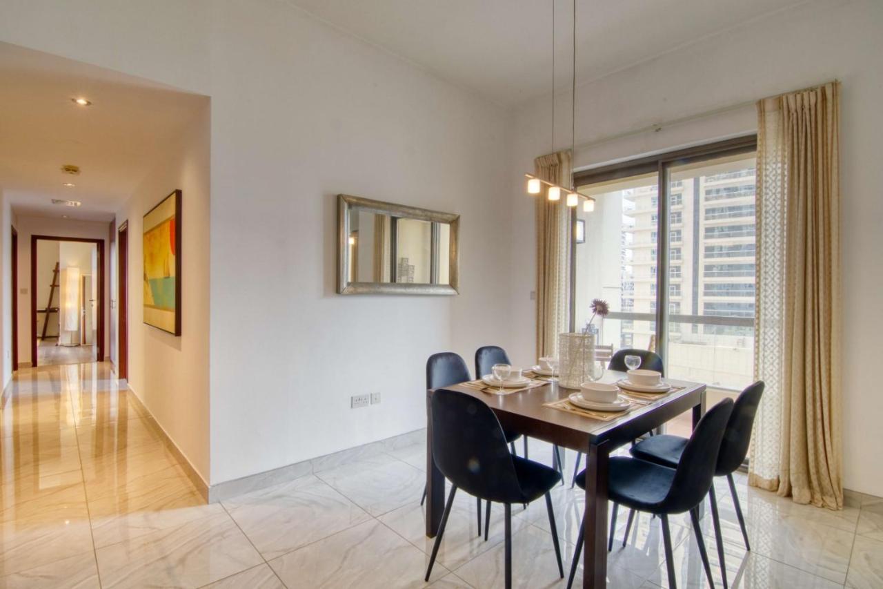 Alluring 2-br Apt Near Beach At Sadaf 1 With Marina View * Dubai