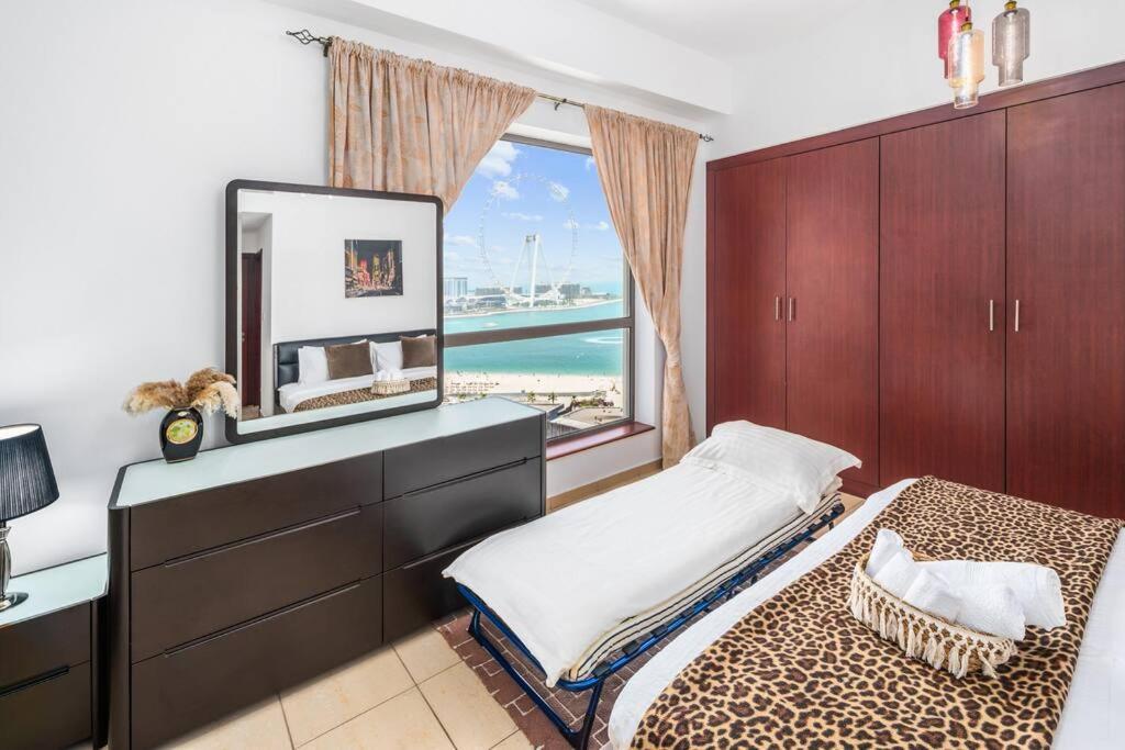 Spacious 4-bed In Jbr Rimal With Access To Beach! * Dubái