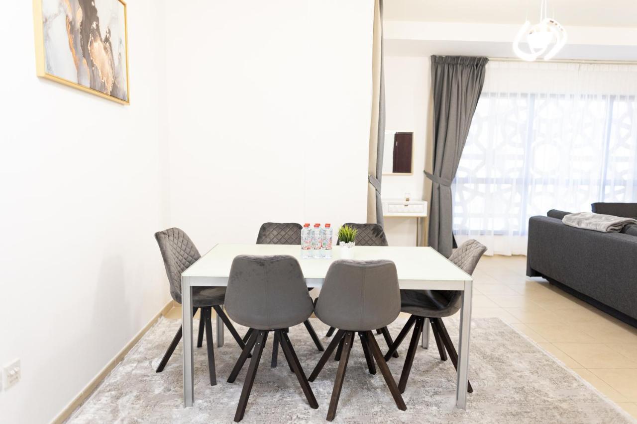 Apartemen On Jbr By Happy Season *