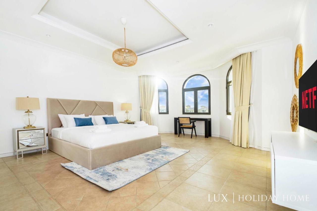 Lux The White Palm Villa Dubái